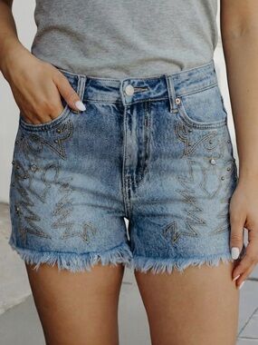 Frayed Hem Embroidered boot stitch Denim Shorts - Light Blue